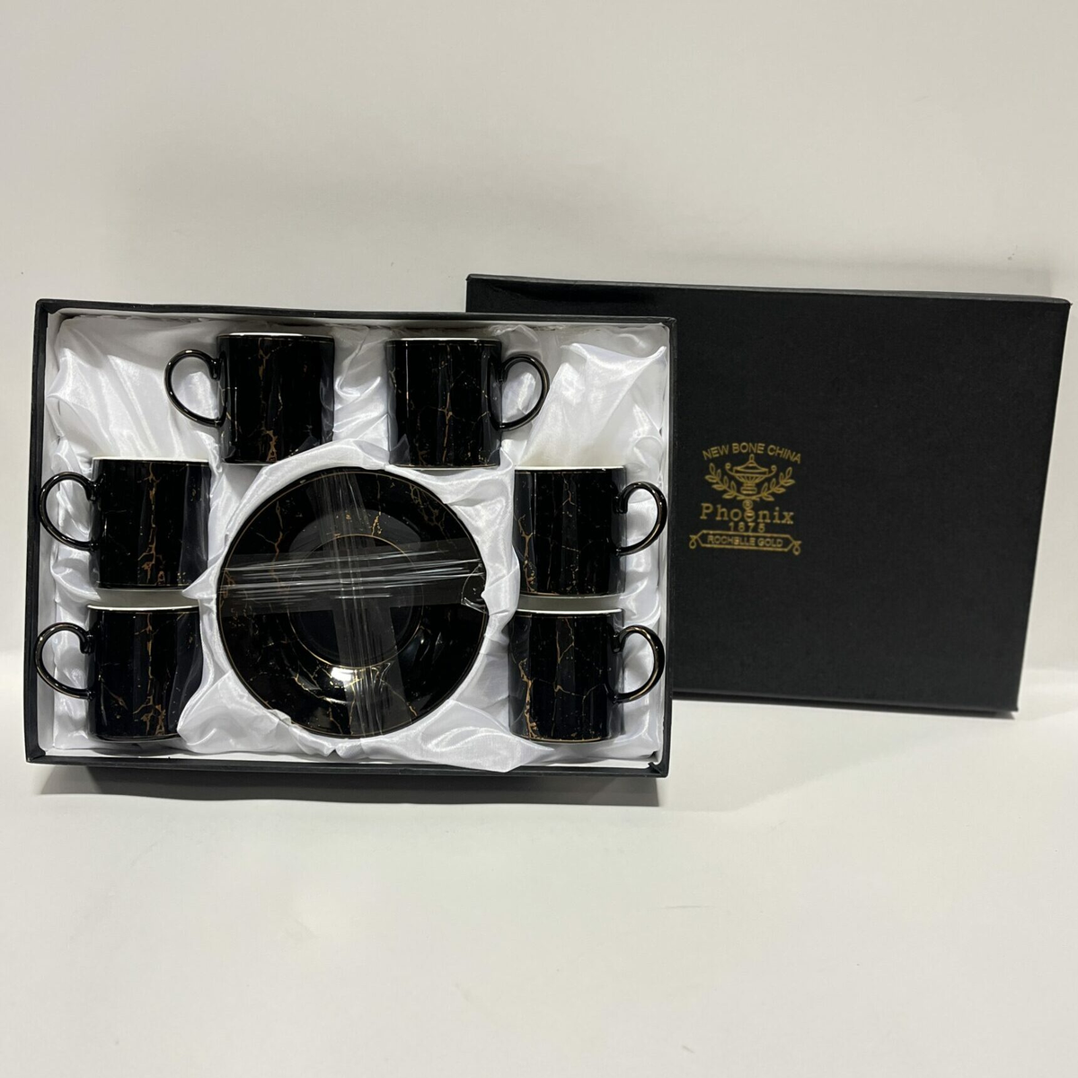 COFFEE CUPS BLACK HANDLE MARBLE GOLD