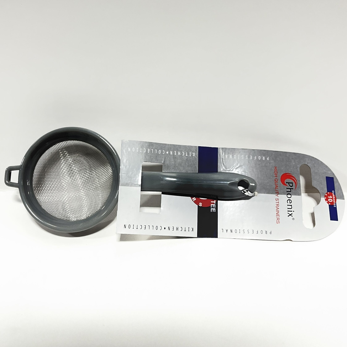 STRAINER TEA PLASTIC HANDLE SMALL