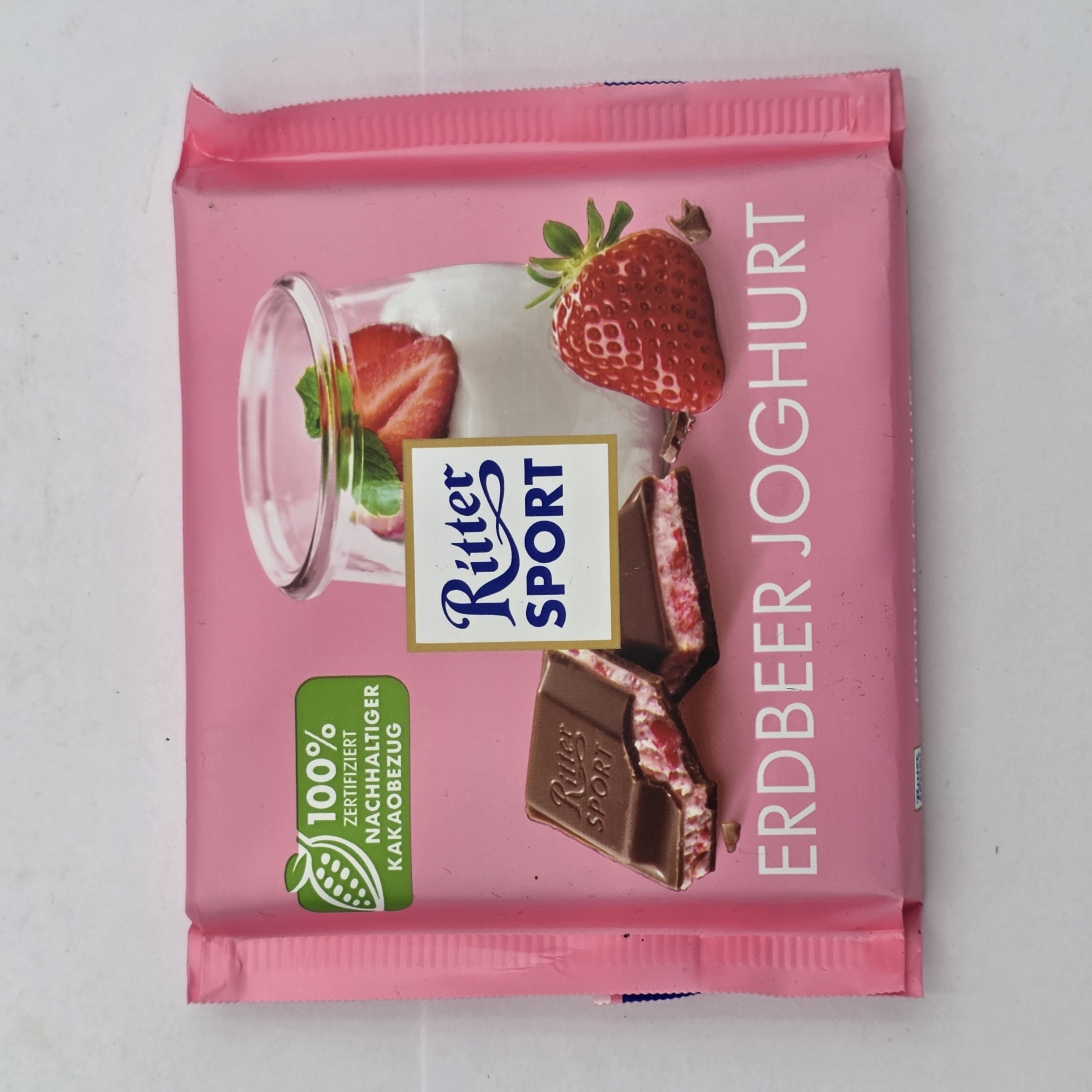 CHOCOLATE MILK STRAWBERRY YOGURT